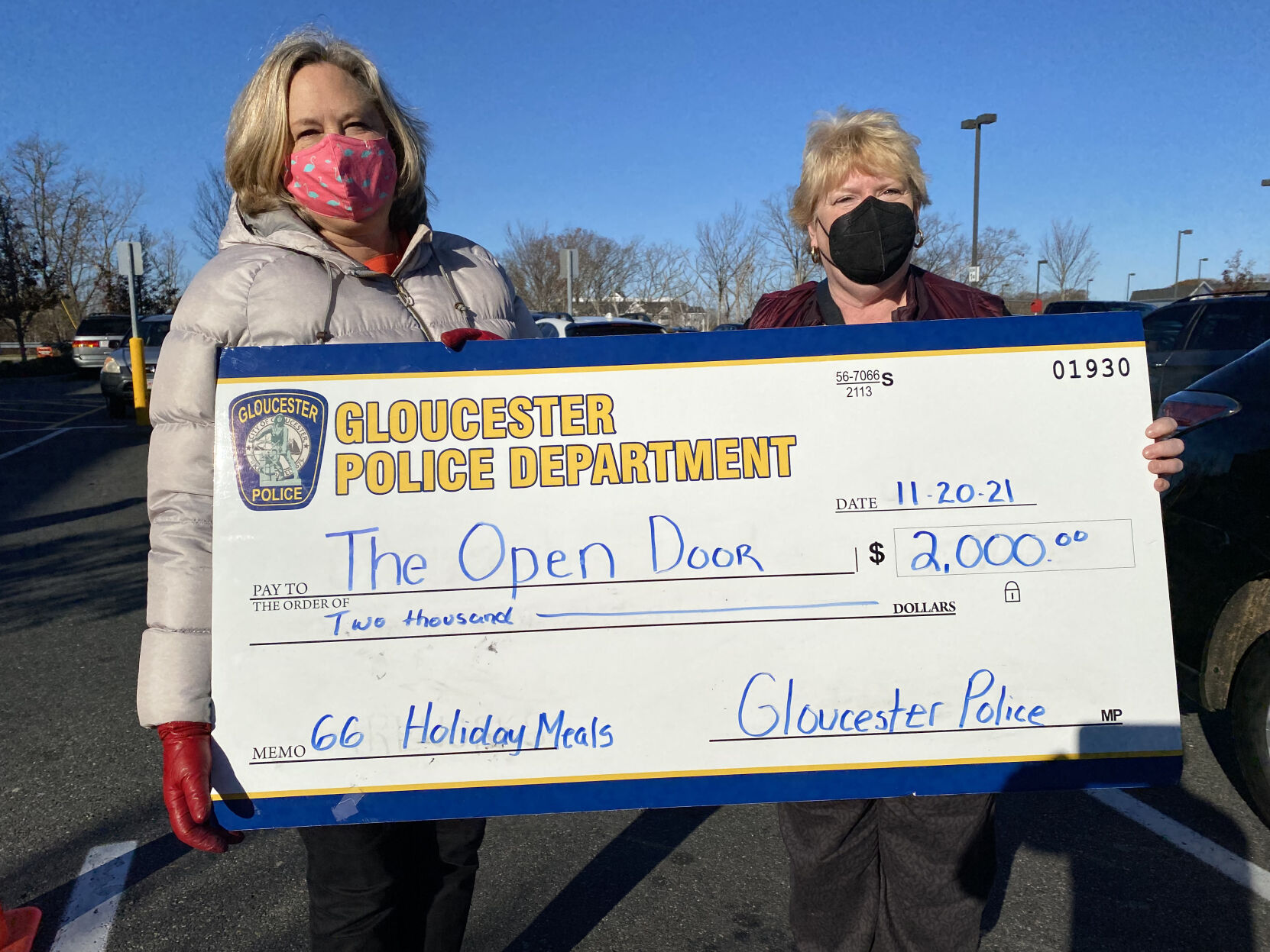 Gloucester Police give to The Open Door